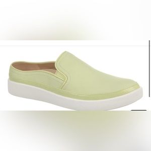 VIONIC Effortless Slip On Sneaker